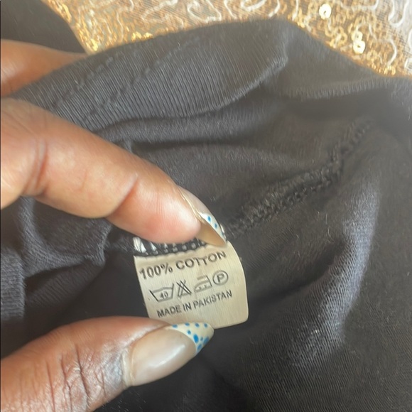 Black and Gold Graphic Tank Top with Crest Design - Picture 4 of 5